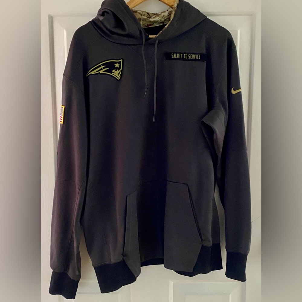 NFL Salute To Service NE Patriots Hoodie